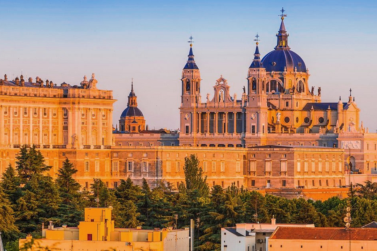 MADRID SPECIAL REVEILLON 